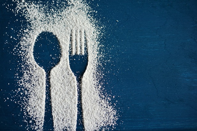 W jakiej ilości wody można rozpuścić 1 kg cukru? W jakiej ilości wody można rozpuścić 1 kg cukru?